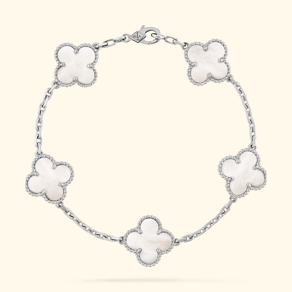 The Clover Bracelet