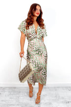 Solène — V-Neck Elegant Dress