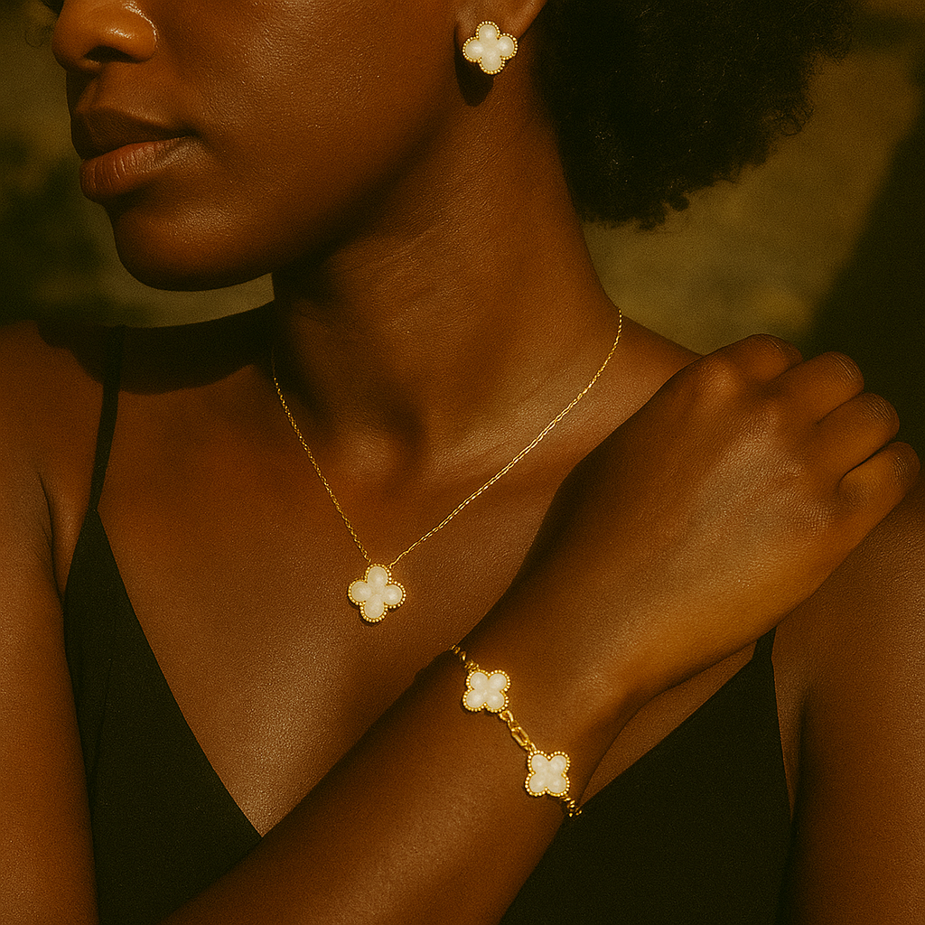 The Clover Bracelet