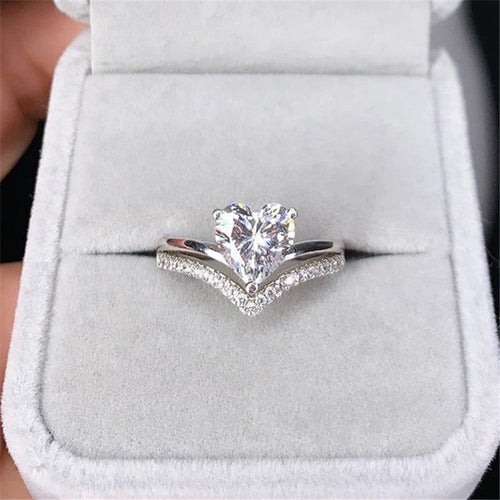 ALINE™ – Radiant Heart Silver Ring